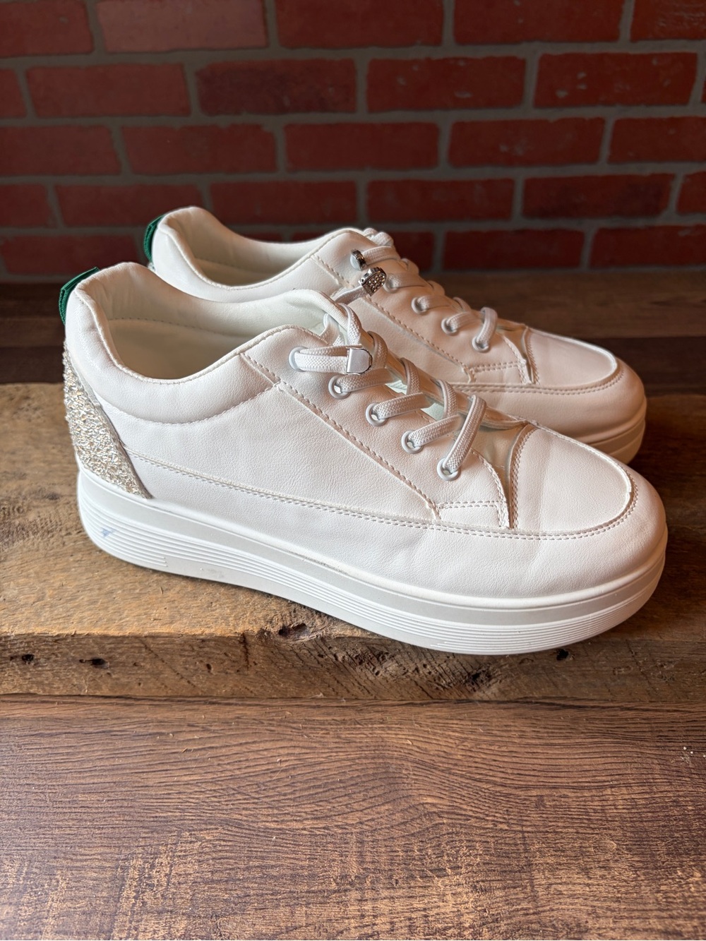 Women’s White Platform Sneakers with Sparkly Glitter Heel Detail I Size 9.5 (40) - Picture 7 of 8